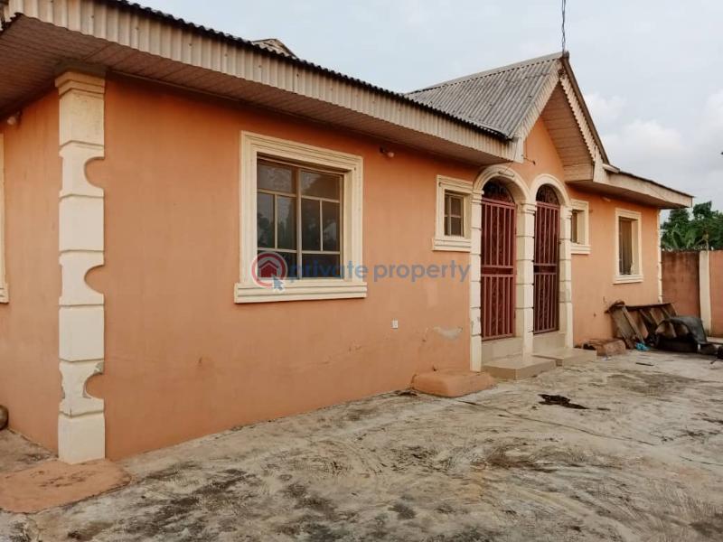 For Sale 8 Bedroom Block Of Flats Oyekan Estate Ogijo Ikorodu Lagos 
