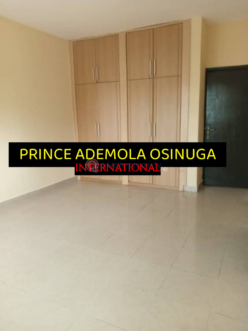 3 bedroom Block Of Flats For Rent Old Ikoyi Lagos - 3