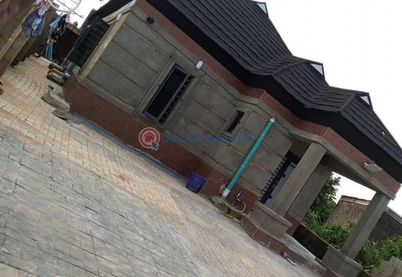 3 bedroom Detached Bungalow For Sale Ikorodu Lagos
