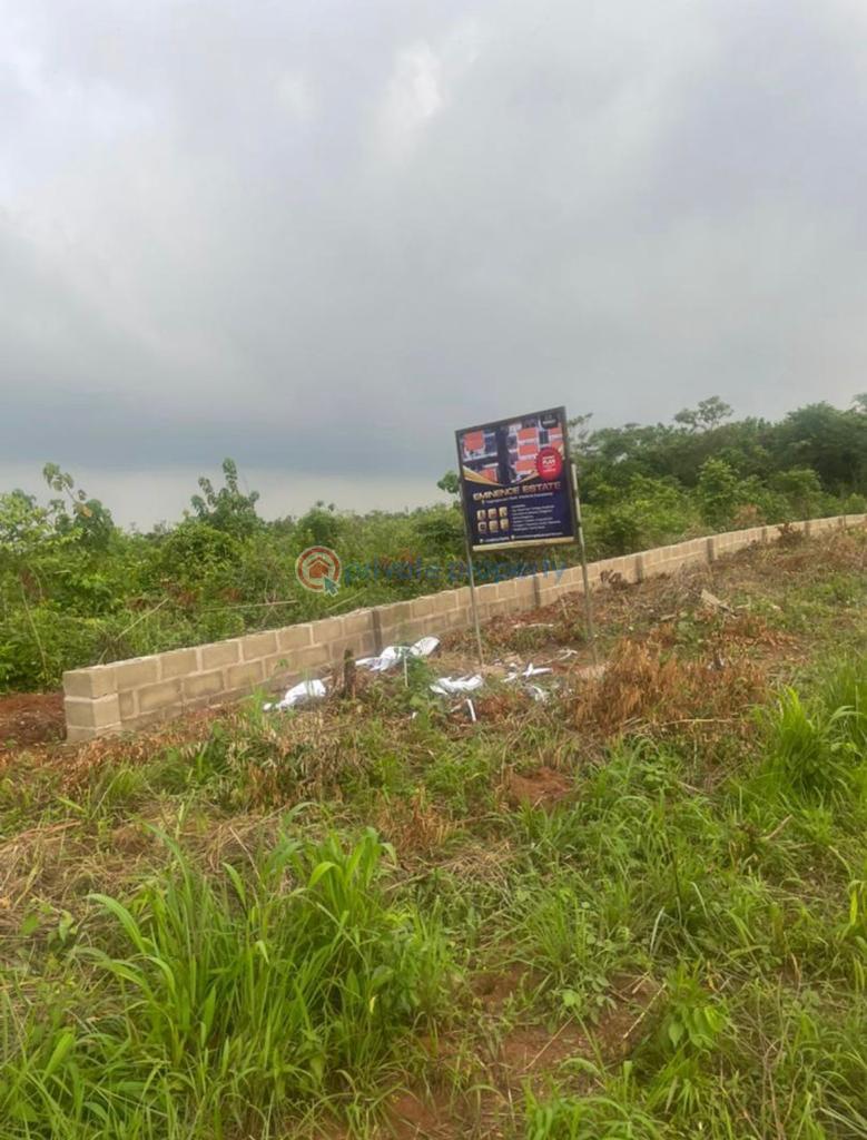 For sale Land Ogun State Obafemi Owode Abeokute Expressway Ogun Ogun