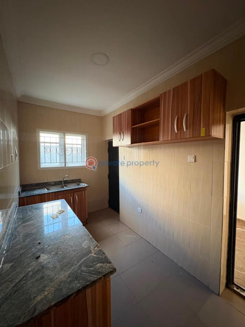 2 bedroom Flat & Apartment For Rent New Road Awoyaya Ajah Lagos - 2