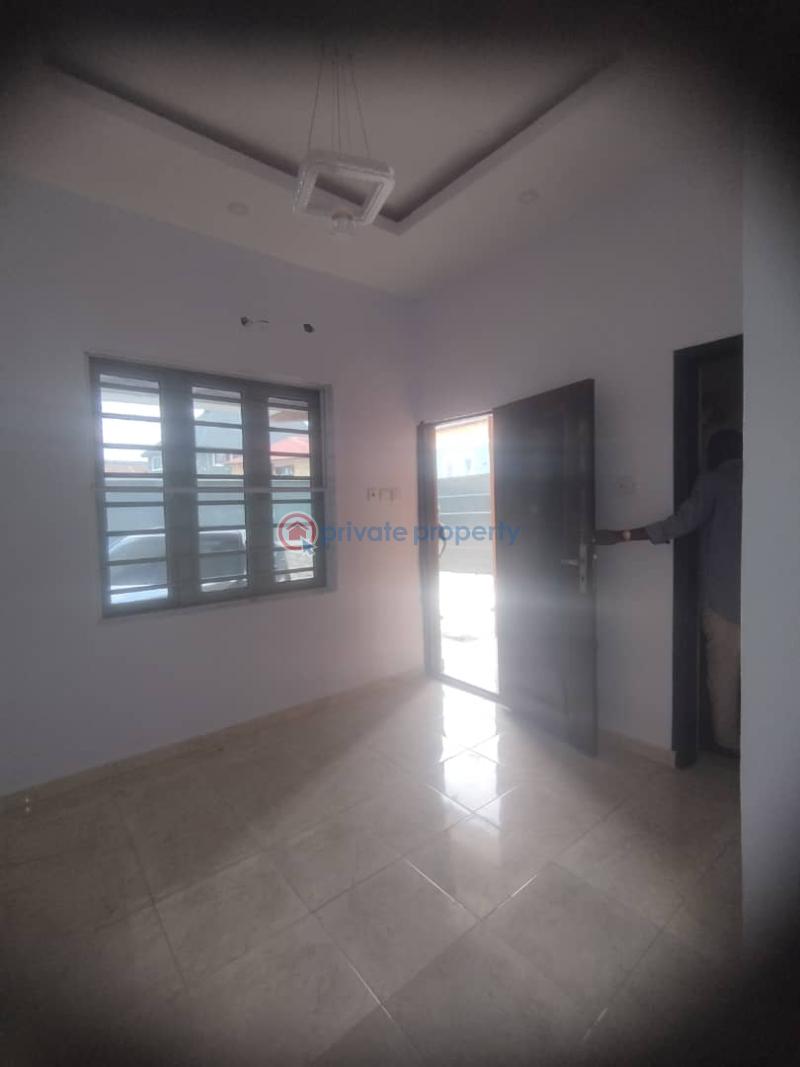 1 bedroom Mini Flat For Rent Alfa Sunny Street Gbagada Phase 1 Lagos - 1