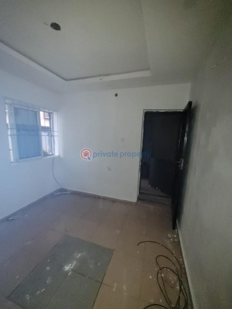 1 bedroom Self Contain For Rent Arikewuyo Off Pedro Road* Palmgroove Shomolu Lagos - 1