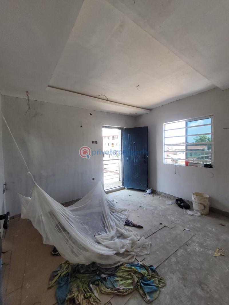 1 bedroom Self Contain For Rent Anjorin Lane Off Olokodana Street Apapa Road Ebute Metta Yaba Lagos - 3