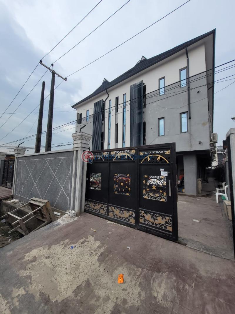 1 bedroom Self Contain For Rent Bawala Street Gbagada Phase 1 Lagos