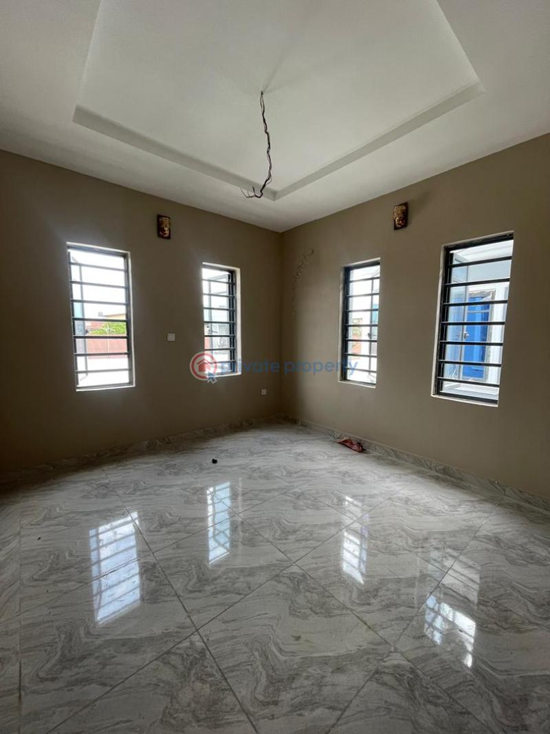 2 bedroom Block Of Flats For Rent Akintan Street Off Ojuelegba Surulere. Ojuelegba Surulere Lagos - 0