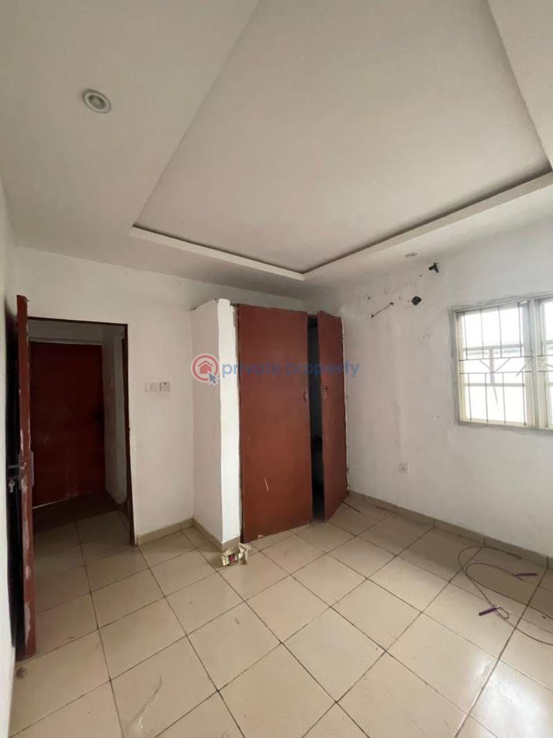 2 bedroom Block Of Flats For Rent Alapere, Off Ezobi Alapere Kosofe/Ikosi Lagos - 2