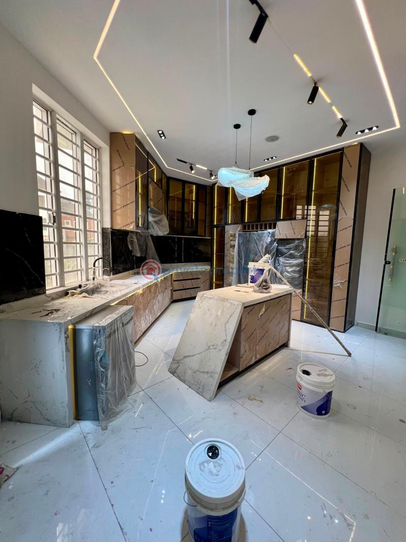 5 bedroom Detached Duplex For Sale Chevron Drive Lekki Lagos - 4