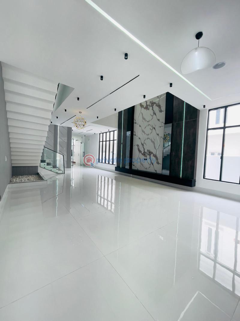 5 bedroom Detached Duplex For Sale Second Toll Gate Chevron Drive Lekki Lagos - 5