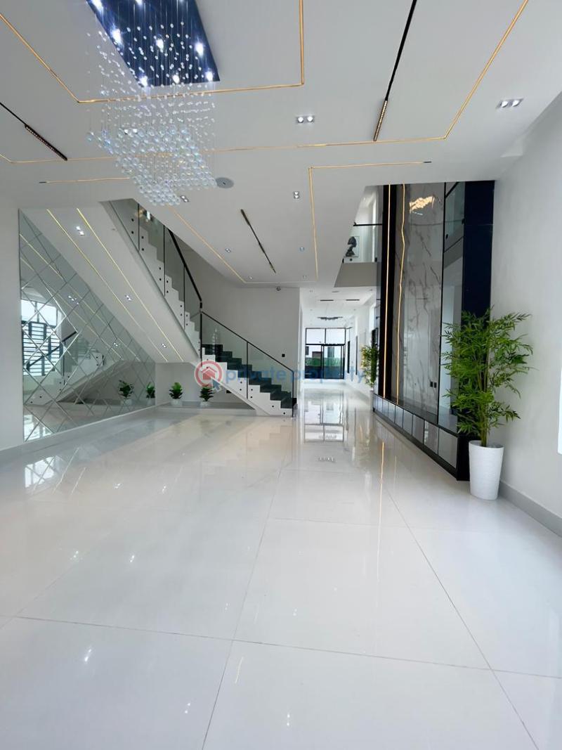 5 bedroom Detached Duplex For Sale Orchid Road Chevron Drive Lekki Lagos - 11