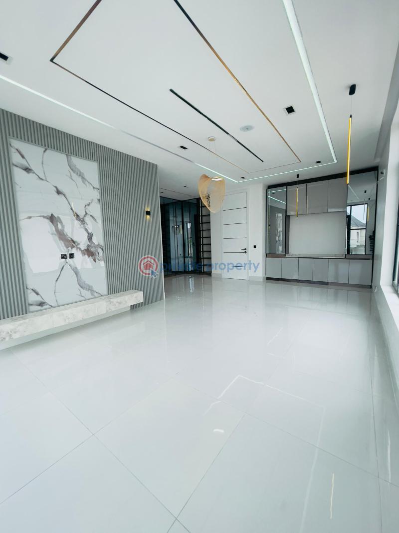 5 bedroom Detached Duplex For Sale Second Toll Gate Chevron Drive Lekki Lagos - 11