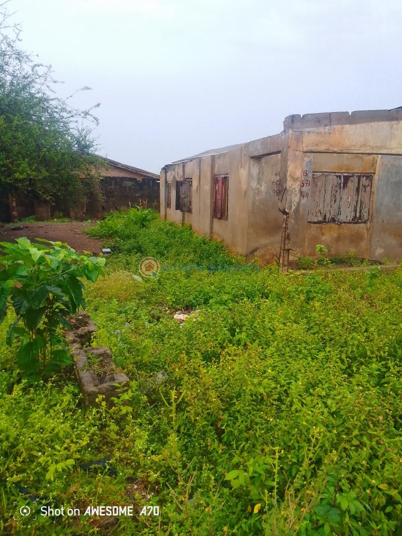 Bungalow For Sale Public Water Area, Off Abekoko Ifo Ogun - 0