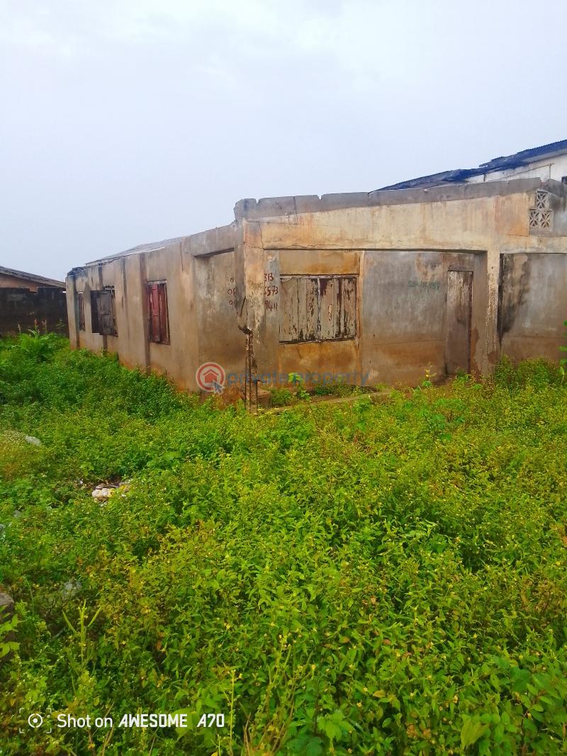 Bungalow For Sale Public Water Area, Off Abekoko Ifo Ogun - 3