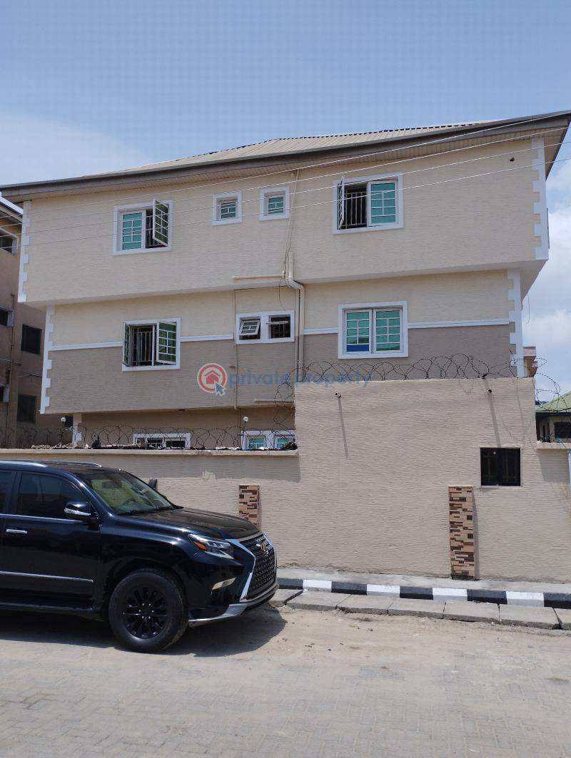 2 bedroom Block Of Flats For Rent Osapa London Lekki Lagos - 0