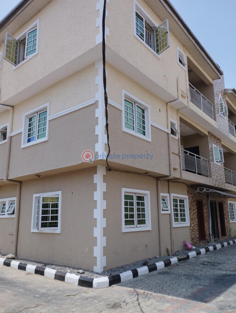 Renovated 2-bed apartments for rent in osapa london estate - 1 2 bedroom Block Of Flats For Rent Osapa London Lekki Lagos - 1