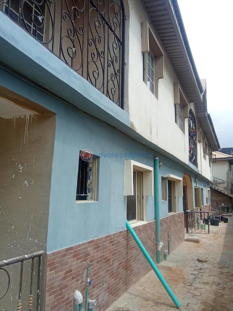 2 bedroom Block Of Flats For Rent Isolo Lagos - 6