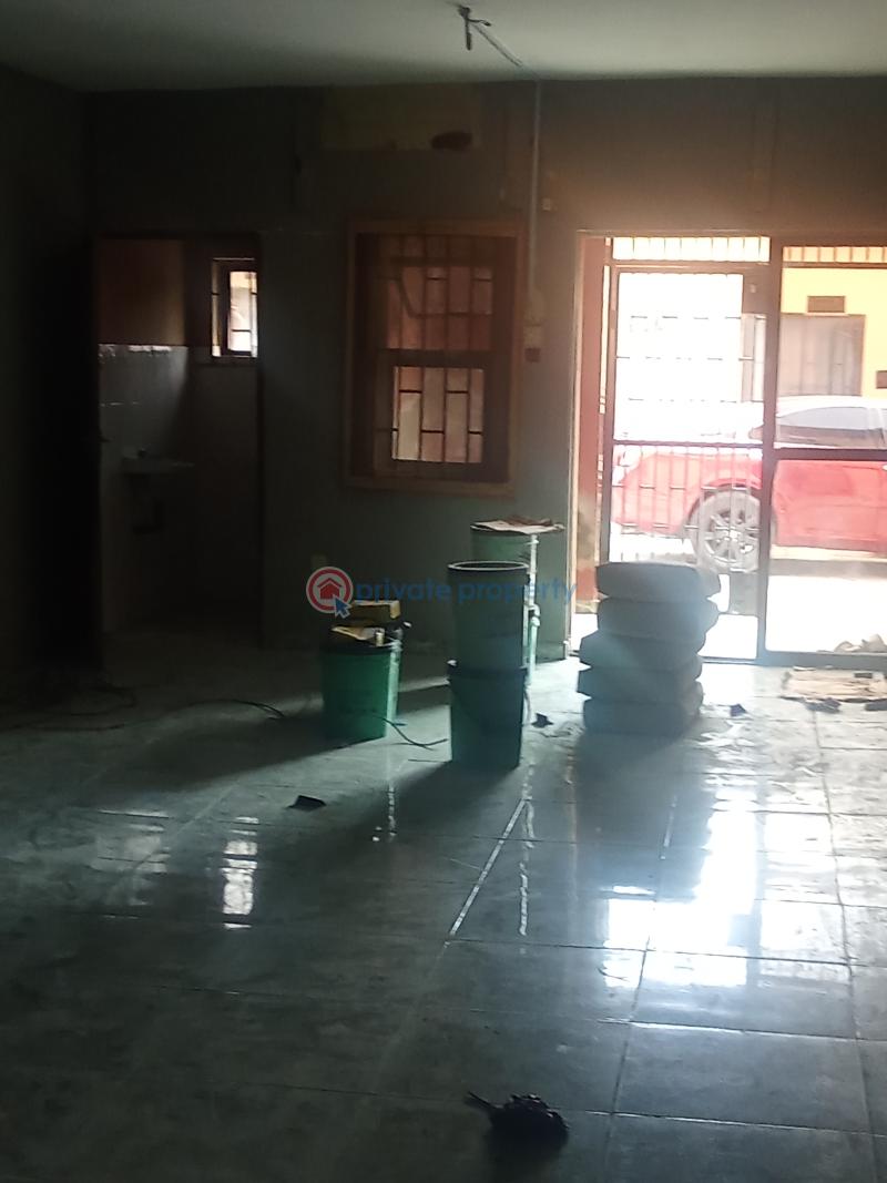 2 bedroom Flat & Apartment For Rent Isolo Lagos - 2