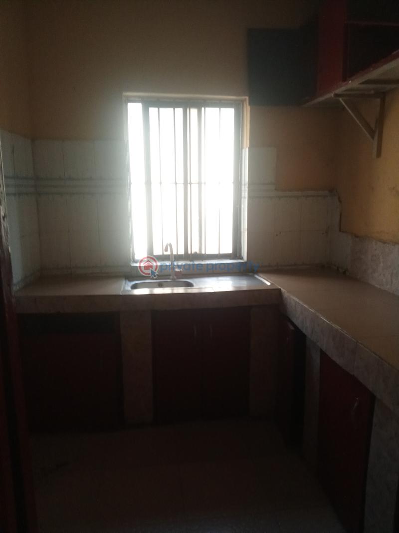 2 bedroom Flat & Apartment For Rent Ago Palace Isolo Lagos - 4