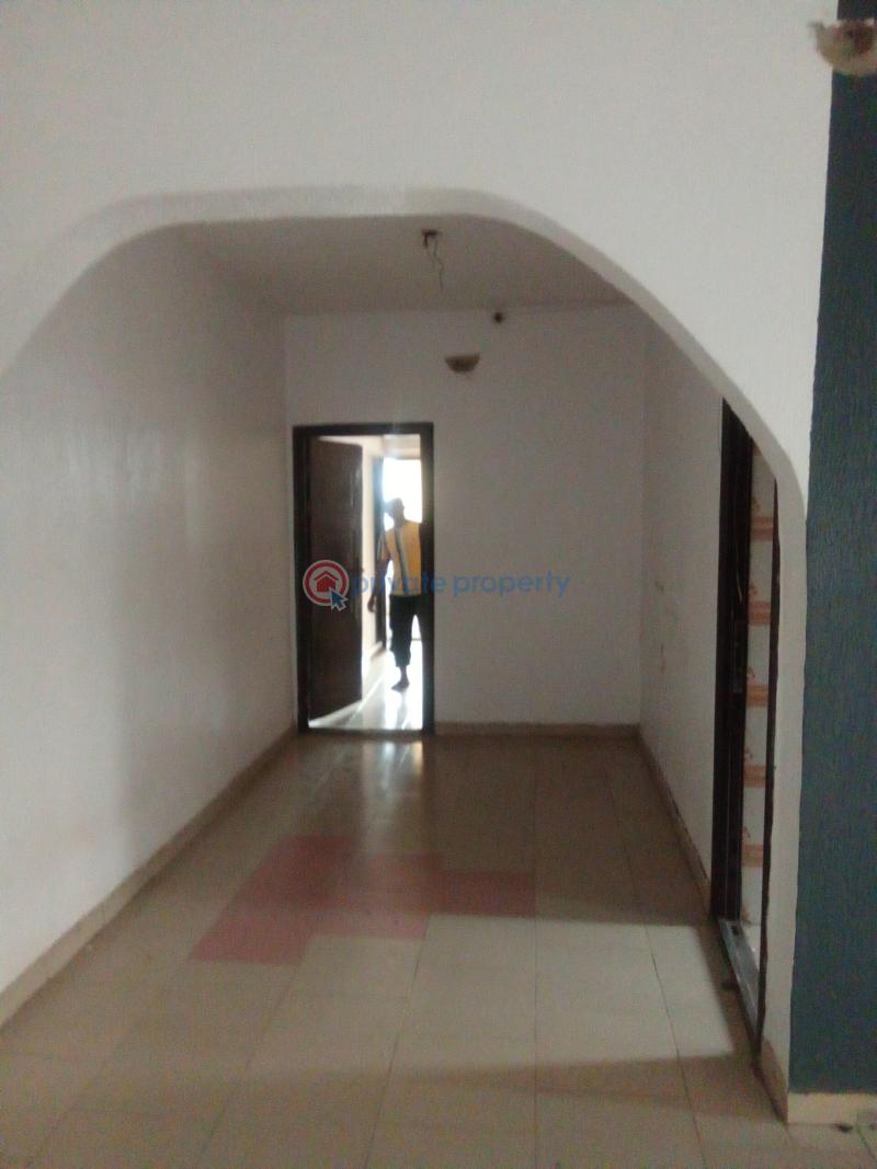 2 bedroom Flat & Apartment For Rent Ago Palace Isolo Lagos - 6