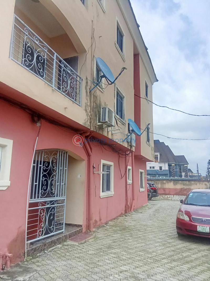 3 bedroom Block Of Flats For Rent Ago Palace Isolo Lagos - 0