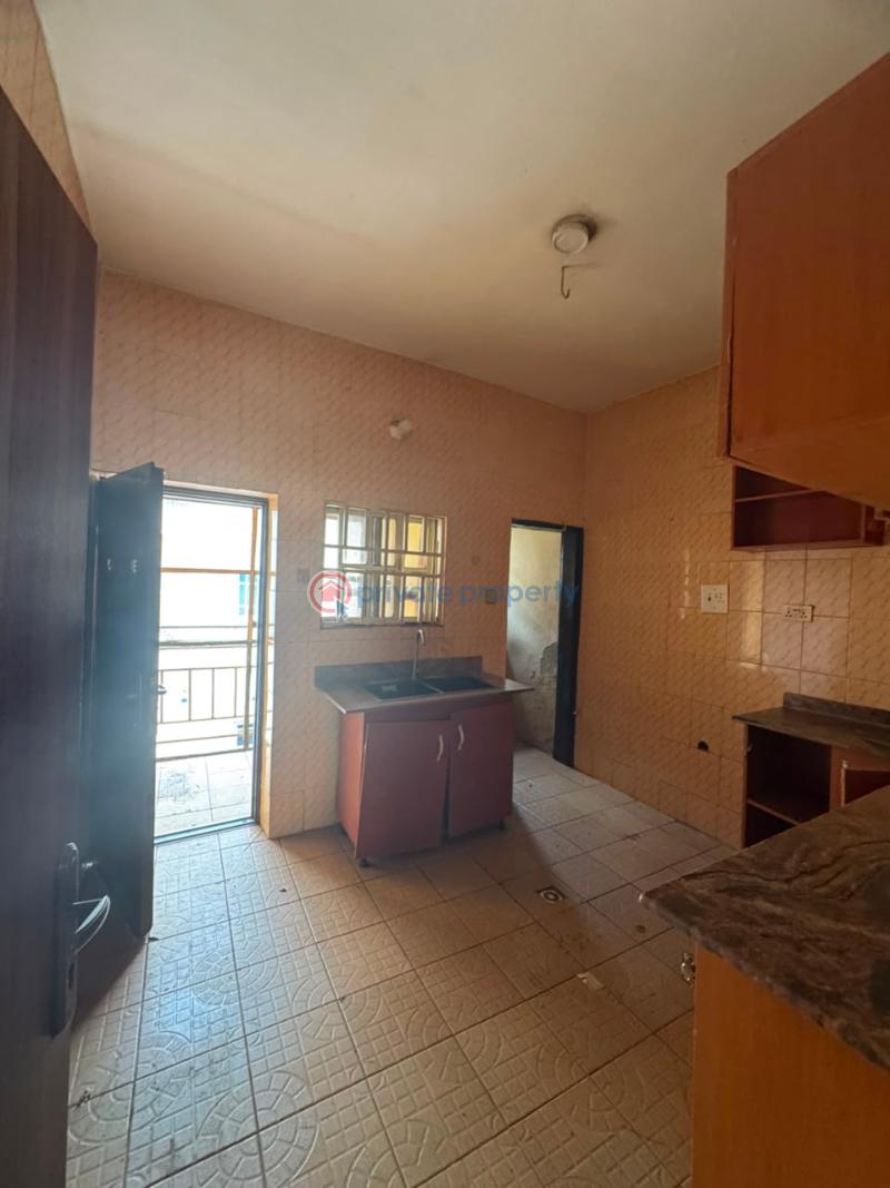 3 bedroom Block Of Flats For Rent Utako Abuja Phase 2  - 15