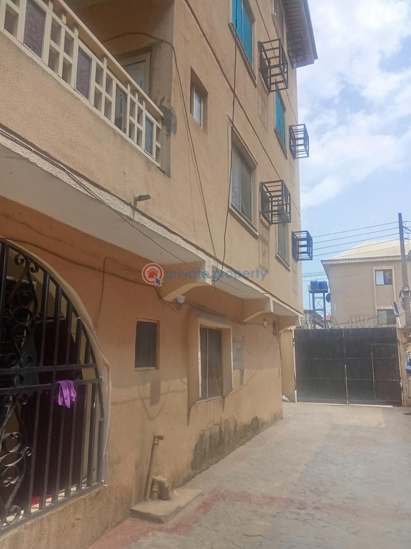 3 bedroom Block Of Flats For Rent Ago Palace Isolo Lagos - 1