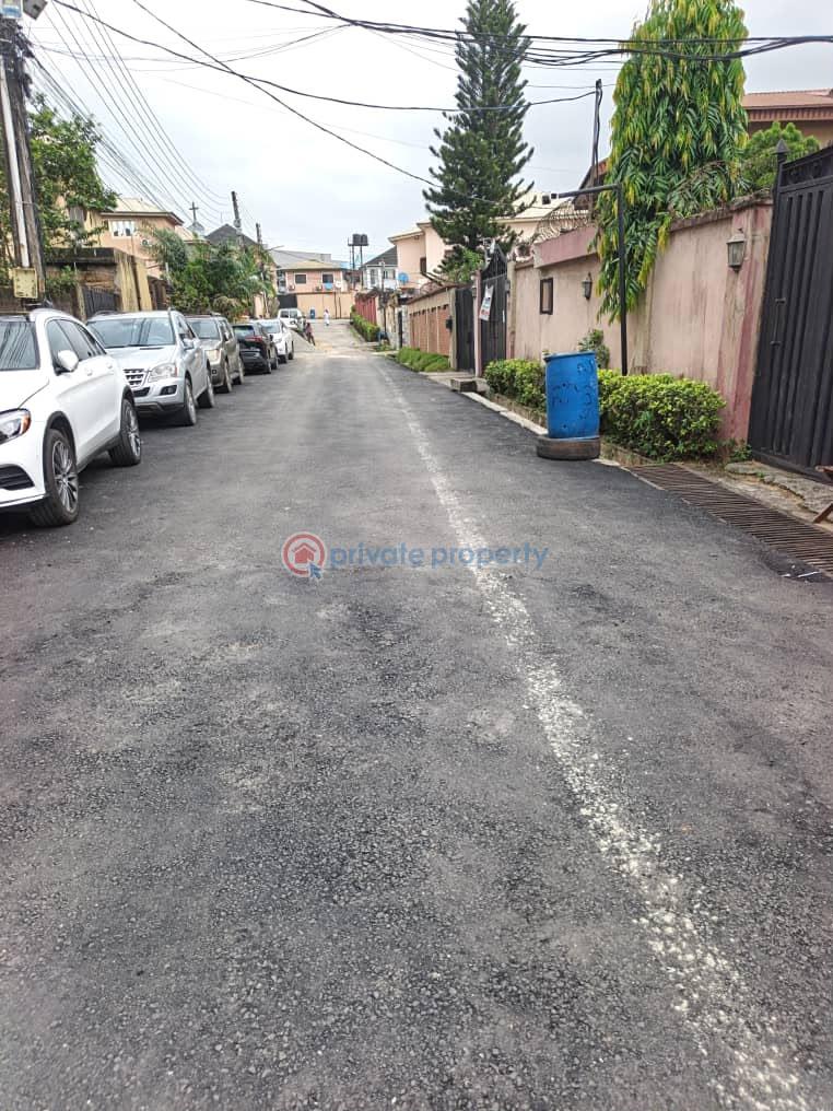 3 bedroom Block Of Flats For Rent Olohunda Gra Estate Magodo Kosofe/Ikosi Lagos - 3