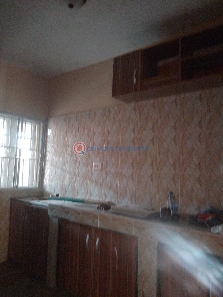Renovated 3 bedroom flat - 3 3 bedroom Block Of Flats For Rent Sanyo, Off Iwo Road Expressway, Ibadan Ibadan Oyo - 3