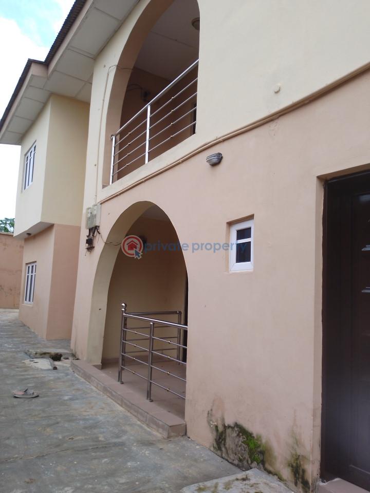 Renovated 3 bedroom flat - 7 3 bedroom Block Of Flats For Rent Sanyo, Off Iwo Road Expressway, Ibadan Ibadan Oyo - 7