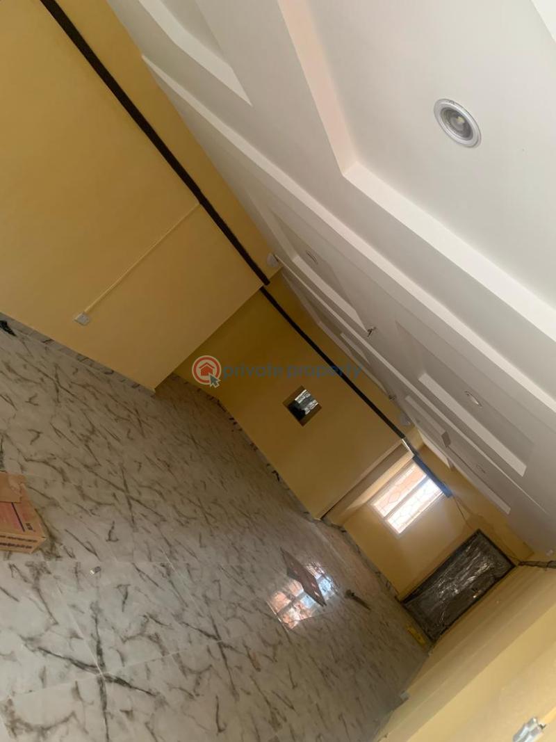 3 bedroom Block Of Flats For Rent Ajeigbe Ring Road Ring Road Ibadan Oyo - 0