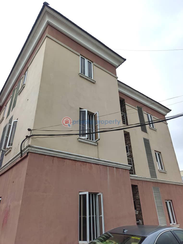 3 bedroom Block Of Flats For Rent Olohunda Gra Estate Magodo Kosofe/Ikosi Lagos - 6