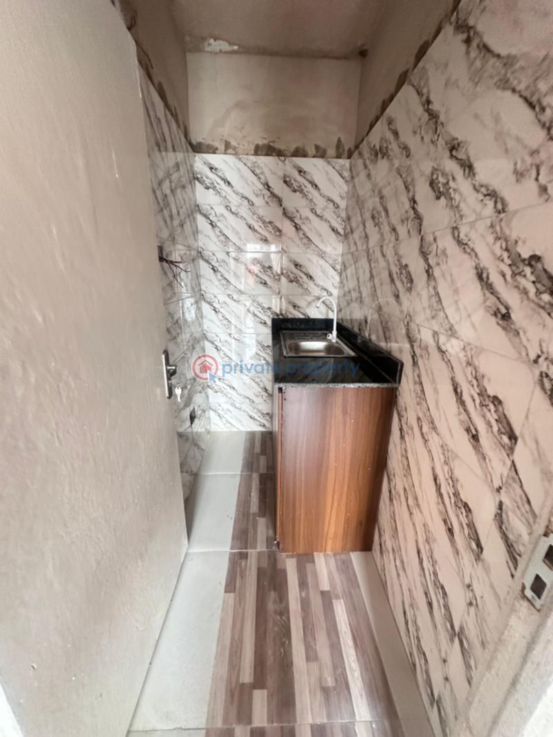 Renovated 3 bedroom flat with massive bq with kitchen - 3 3 bedroom Flat & Apartment For Rent Off Awolowo Road Old Ikoyi Lagos - 3