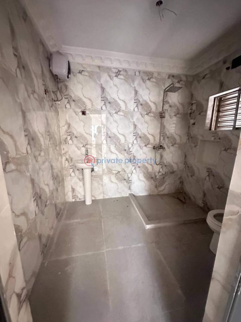 Renovated 3 bedroom flat with massive bq with kitchen - 5 3 bedroom Flat & Apartment For Rent Off Awolowo Road Old Ikoyi Lagos - 5