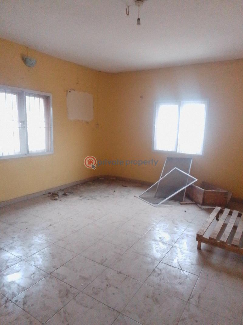 3 bedroom Block Of Flats For Rent Ago Palace Isolo Lagos - 9