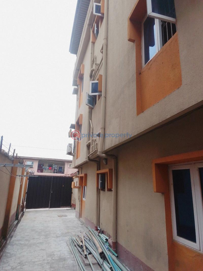 3 bedroom Block Of Flats For Rent Ago Palace Isolo Lagos - 0