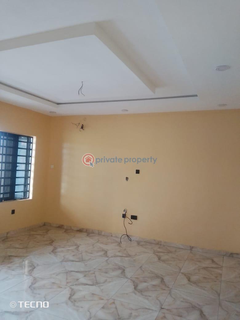 3 bedroom Block Of Flats For Rent Divine Estate, Bogije Oribanwa Ibeju-Lekki Lagos - 2