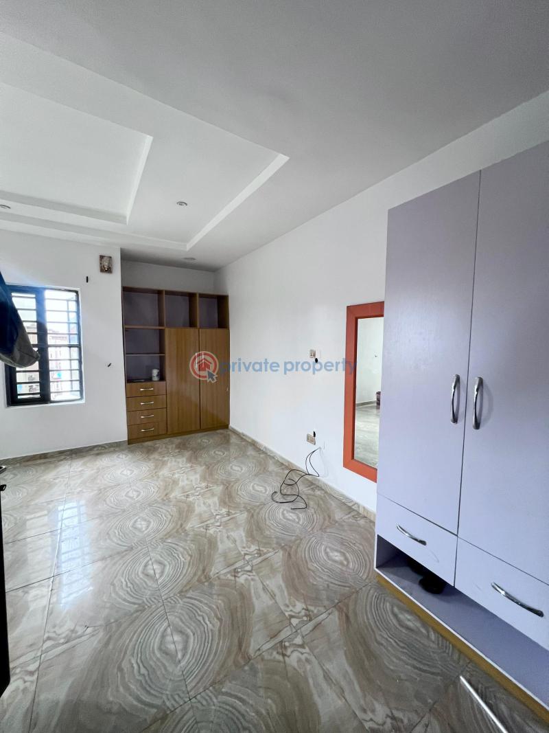 4 bedroom Semi detached Duplex For Rent Estate Osapa London Lekki Lagos - 2