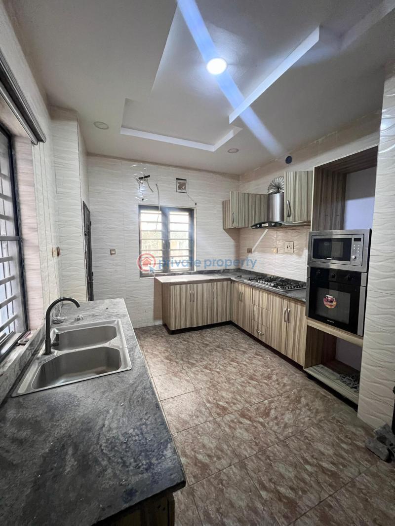 4 bedroom Semi detached Duplex For Rent Estate Osapa London Lekki Lagos - 9