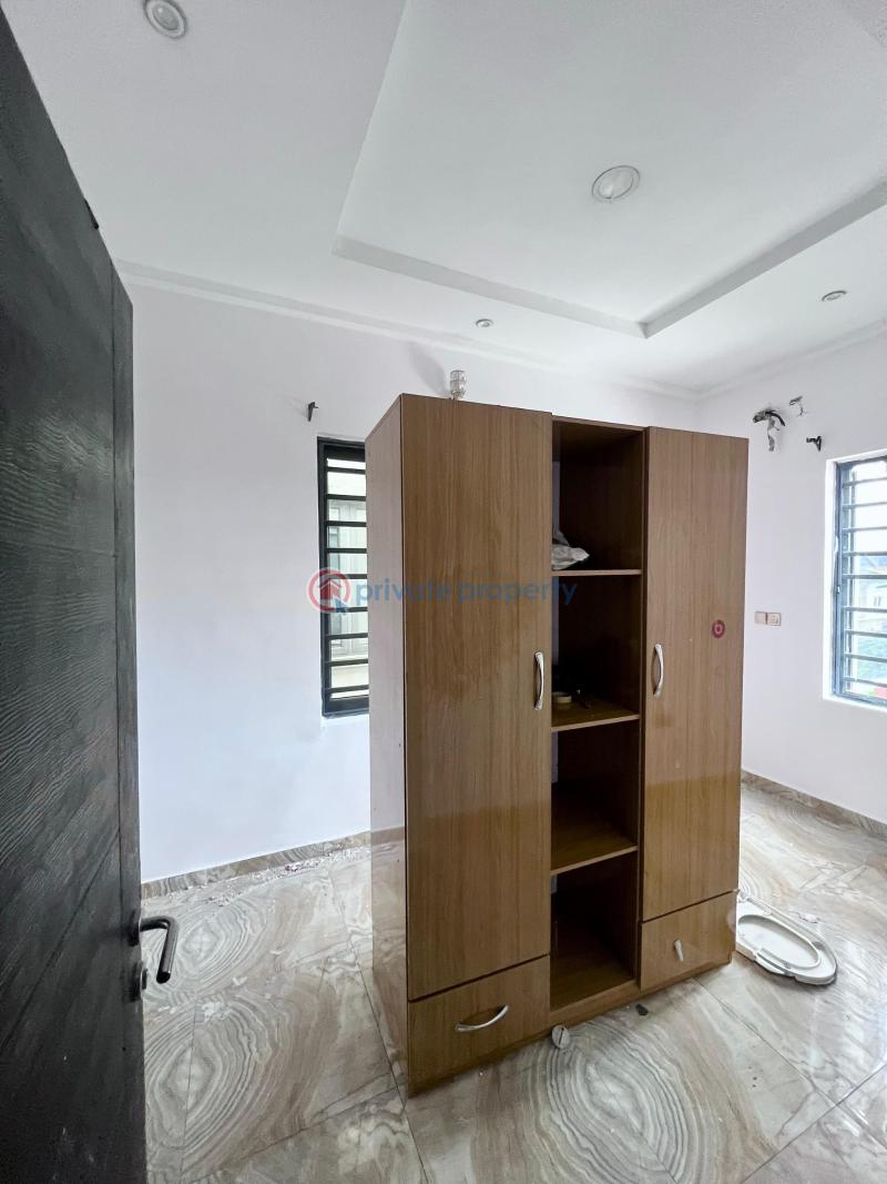 4 bedroom Semi detached Duplex For Rent Estate Osapa London Lekki Lagos - 8
