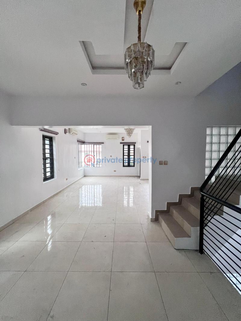 4 bedroom Semi detached Duplex For Rent Estate Osapa London Lekki Lagos - 0