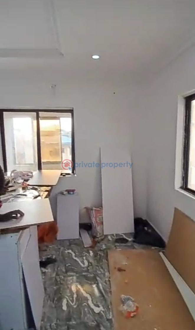 Renovated mini-flat ( upstairs) - video available - 2 1 bedroom Mini Flat For Rent Off Alpha Beach Road Eti Osa Lekki Lagos - 2