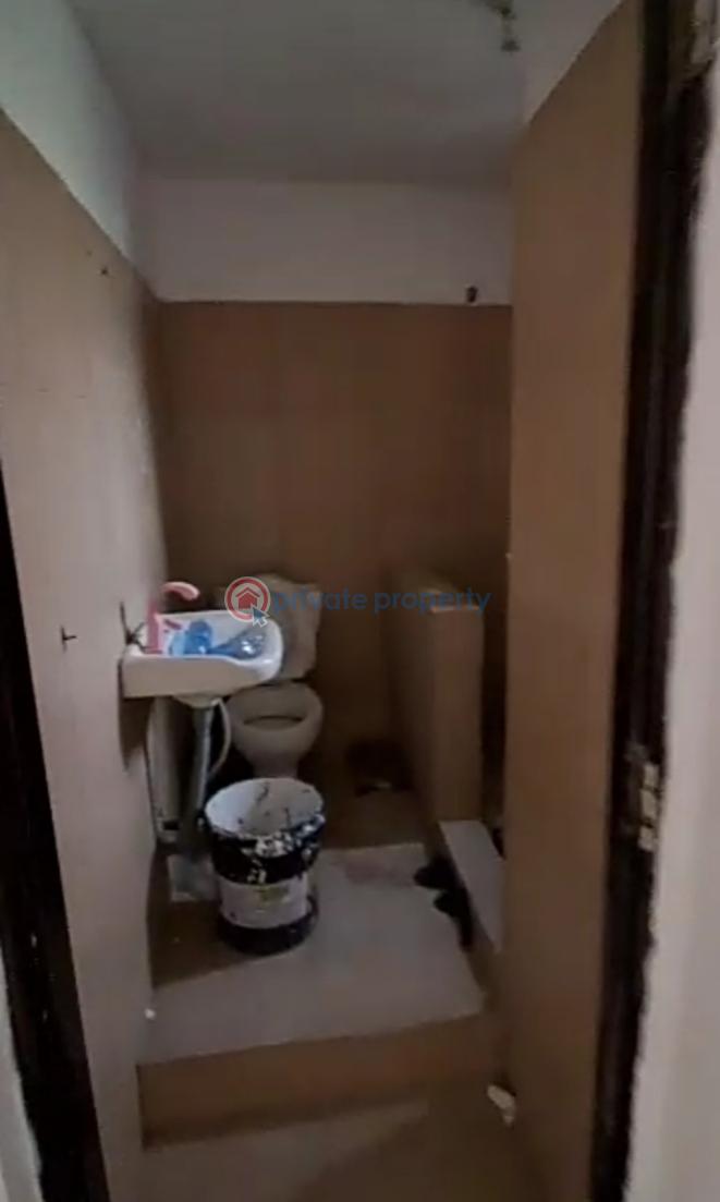 Renovated mini-flat ( upstairs) - video available - 1 1 bedroom Mini Flat For Rent Off Alpha Beach Road Eti Osa Lekki Lagos - 1