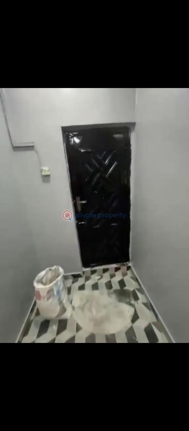 Block Of Flats For Rent Off Herbert Marcurley Yaba Yaba Lagos - 6