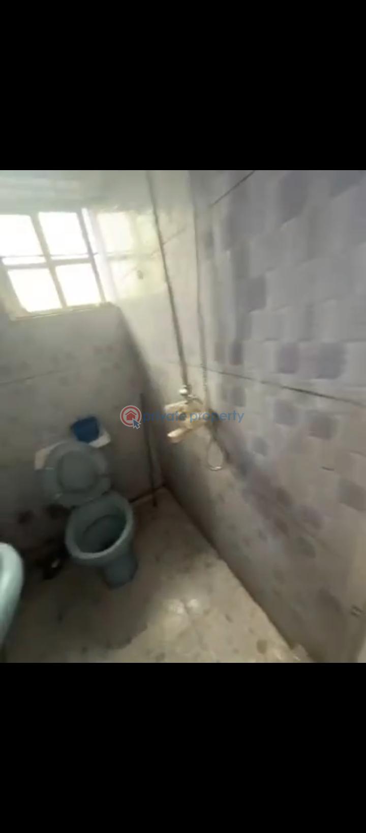 Block Of Flats For Rent Off Herbert Marcurley Yaba Yaba Lagos - 0