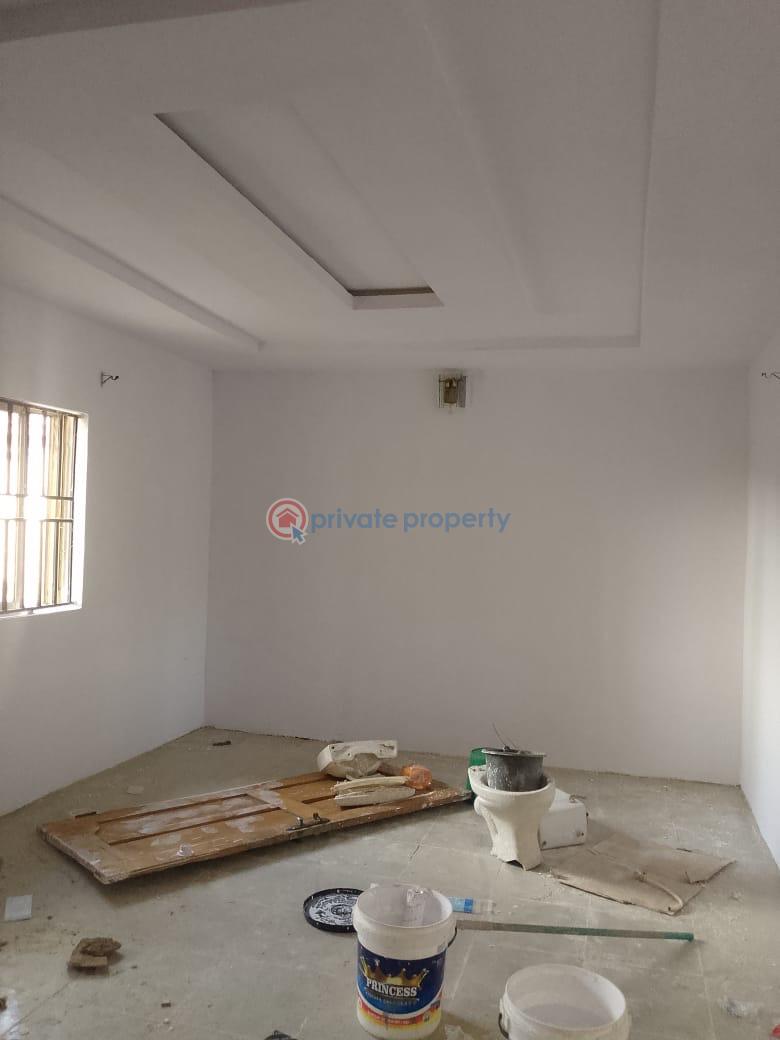 1 bedroom Block Of Flats For Rent Ire Akari Estate Axis, Akala Express Ibadan Oyo - 2