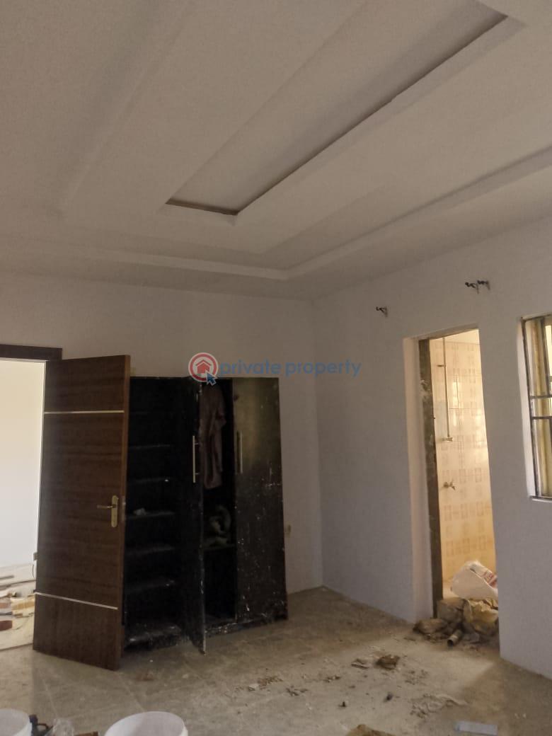 1 bedroom Block Of Flats For Rent Ire Akari Estate Axis, Akala Express Ibadan Oyo - 3