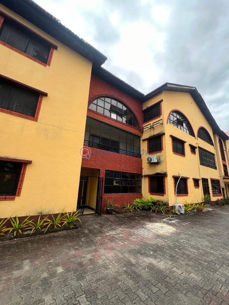 3 bedroom Shared Apartment For Rent Lekki Phase 1 Lagos - 0