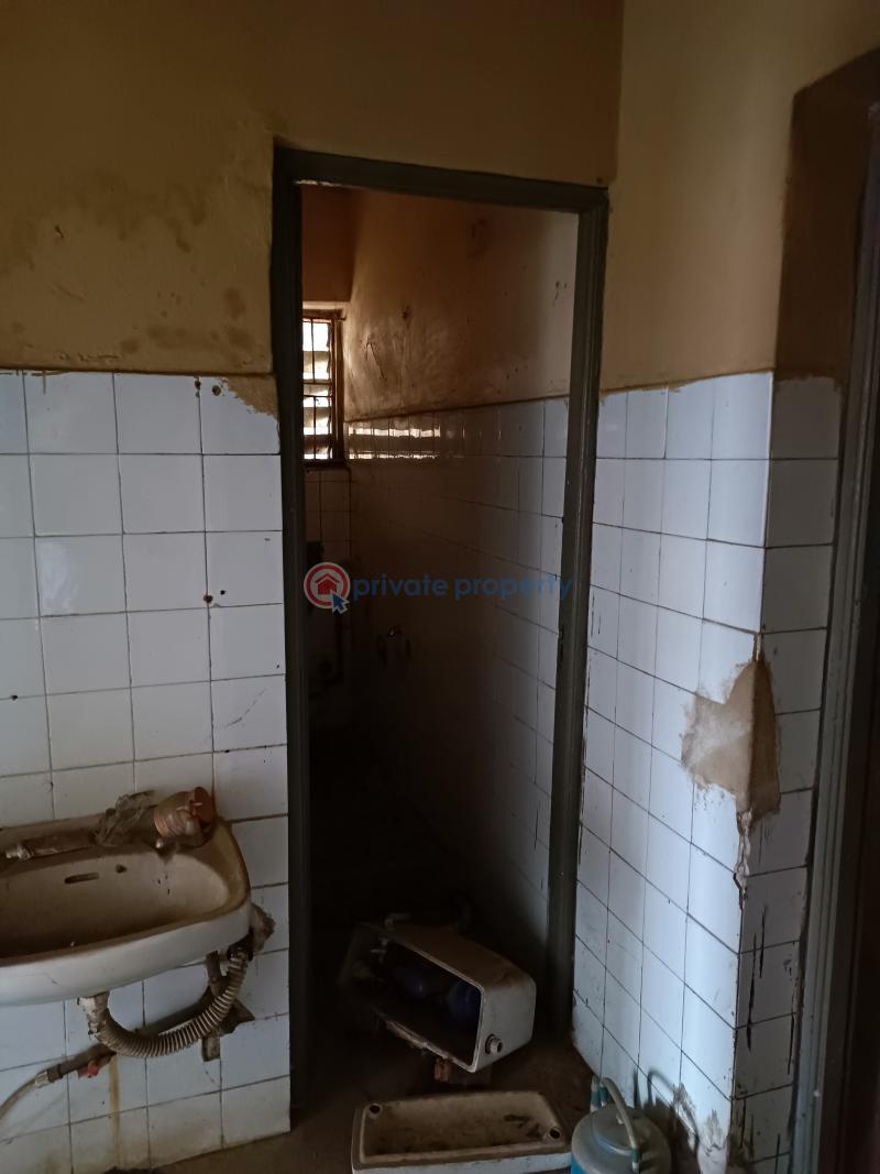 Renovated storey building on a plot of land - 5 10 bedroom Block Of Flats For Sale Ilupeju Estate Ilupeju Lagos - 5