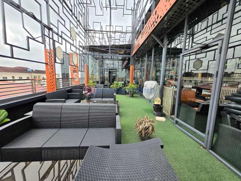 Restaurant space available - 2 Restaurant/Bar For Rent Lekki Phase 1 Lagos - 2