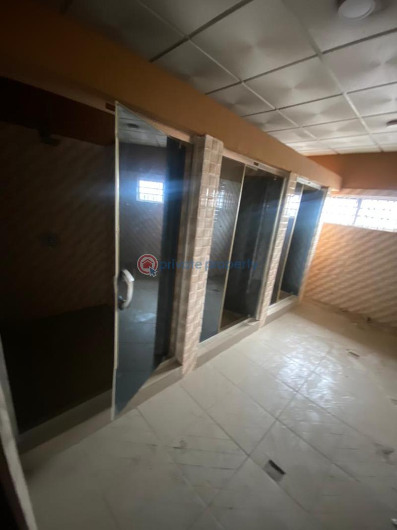 Restructured 4 units of terraces on 1300 sqm of land for commercial use in vi - 7 10 bedroom Terrace For Rent Victoria Island Extension Lagos - 7